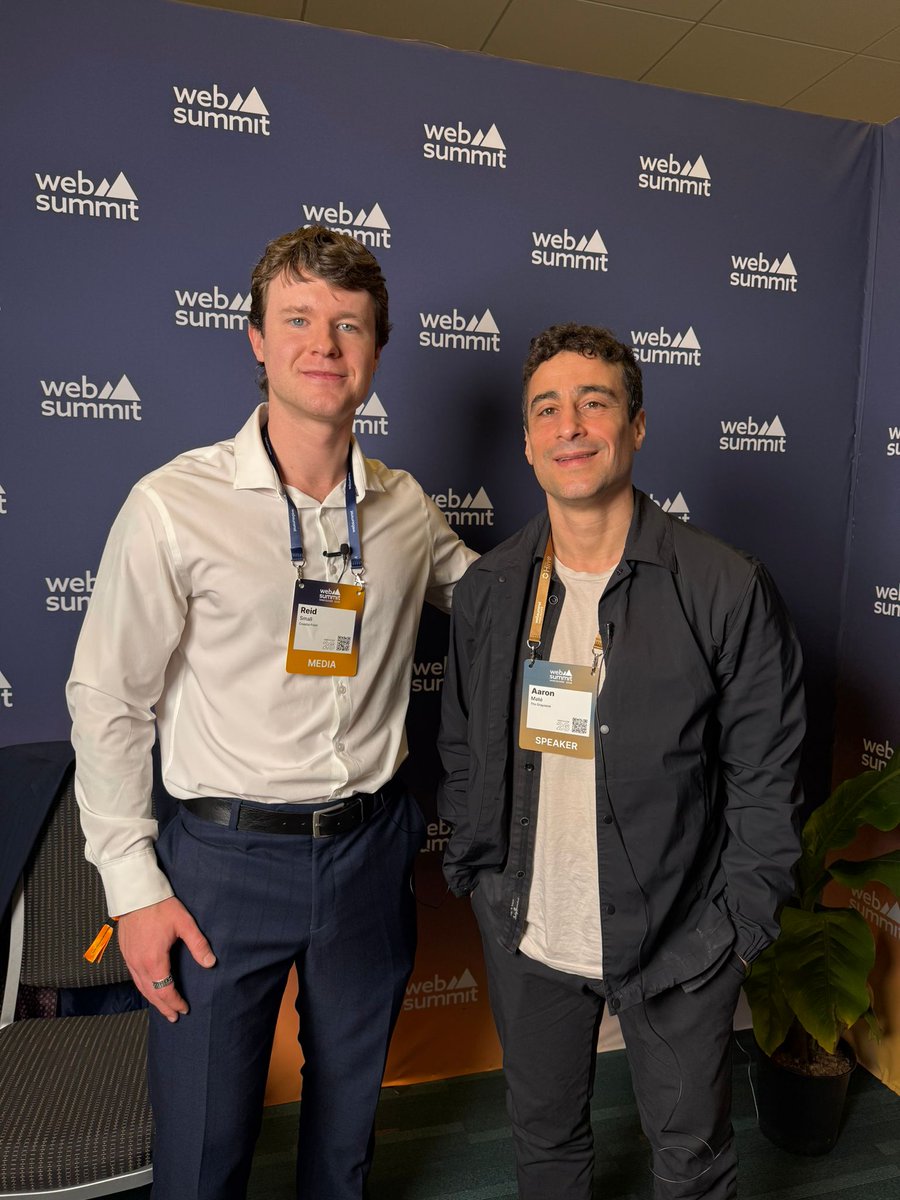 ReidSmall's tweet photo. I had a great conversation with @aaronjmate at Web Summit Vancouver.

We discussed his reporting on the war in Ukraine, the Syrian dirty war, media narratives, and the role institutions play in shaping public understanding of major geopolitical events.

Full interview coming soon on @CoastalFrontBC.