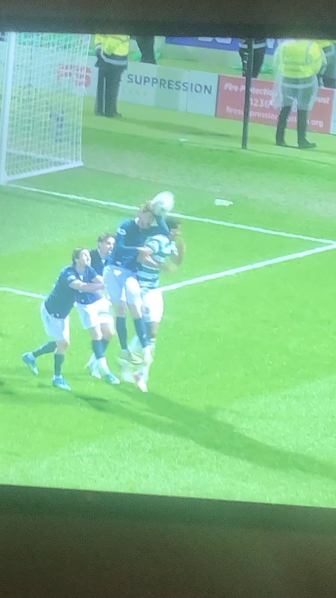 dmuz_'s tweet photo. BIG FAT BOYD IS ABSOLUTELY SPEWING. https://t.co/9247Lful5d