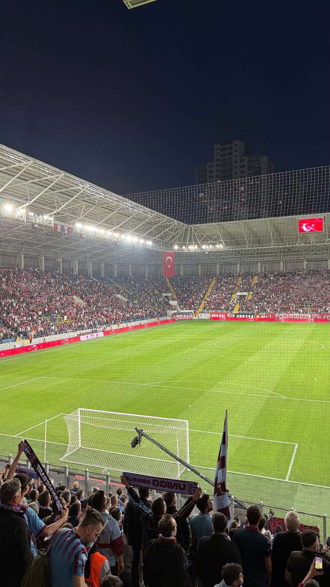 Emre Ç. tweet media