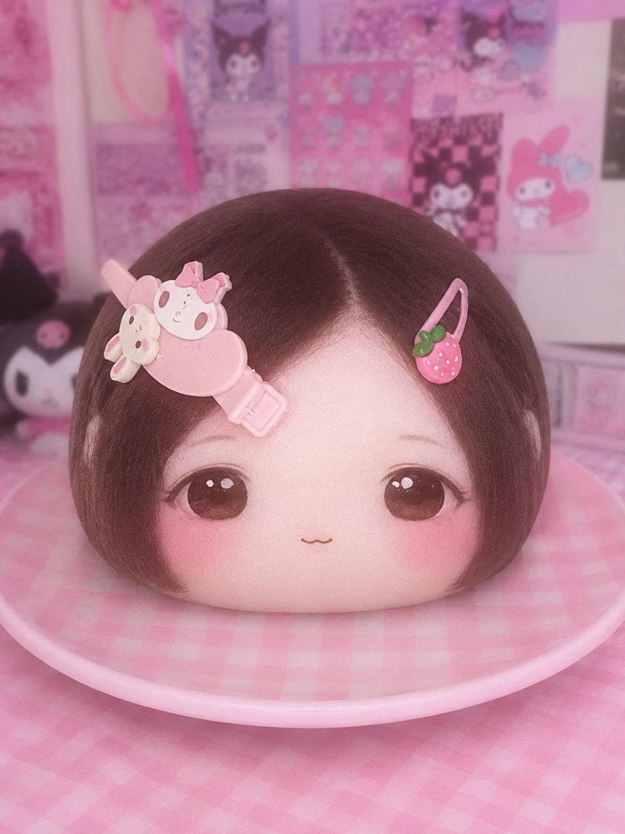 rin110o's tweet photo. 蒸しパンちょかわいい https://t.co/xi9gA4zqIg