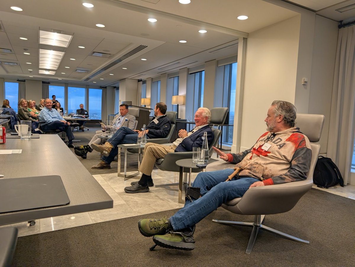 nathanmporter's tweet photo. Amazing evening at @BennettJonesLaw celebrating the 2nd anniversary of 20 Fine Gentlemen in Calgary, Alberta.
Top notch panel w/ Preston Manning, @WBrettWilson, and @dckurek. Thoughtful, funny and candid! https://t.co/4ZJqsd3Wzp