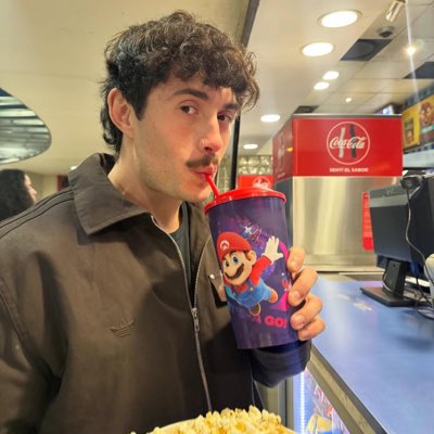 bearmahae's tweet photo. #NuevaFotoDePerfil ya no tomo d la bombilla ahora de la pajita https://t.co/DODo2IJBmO