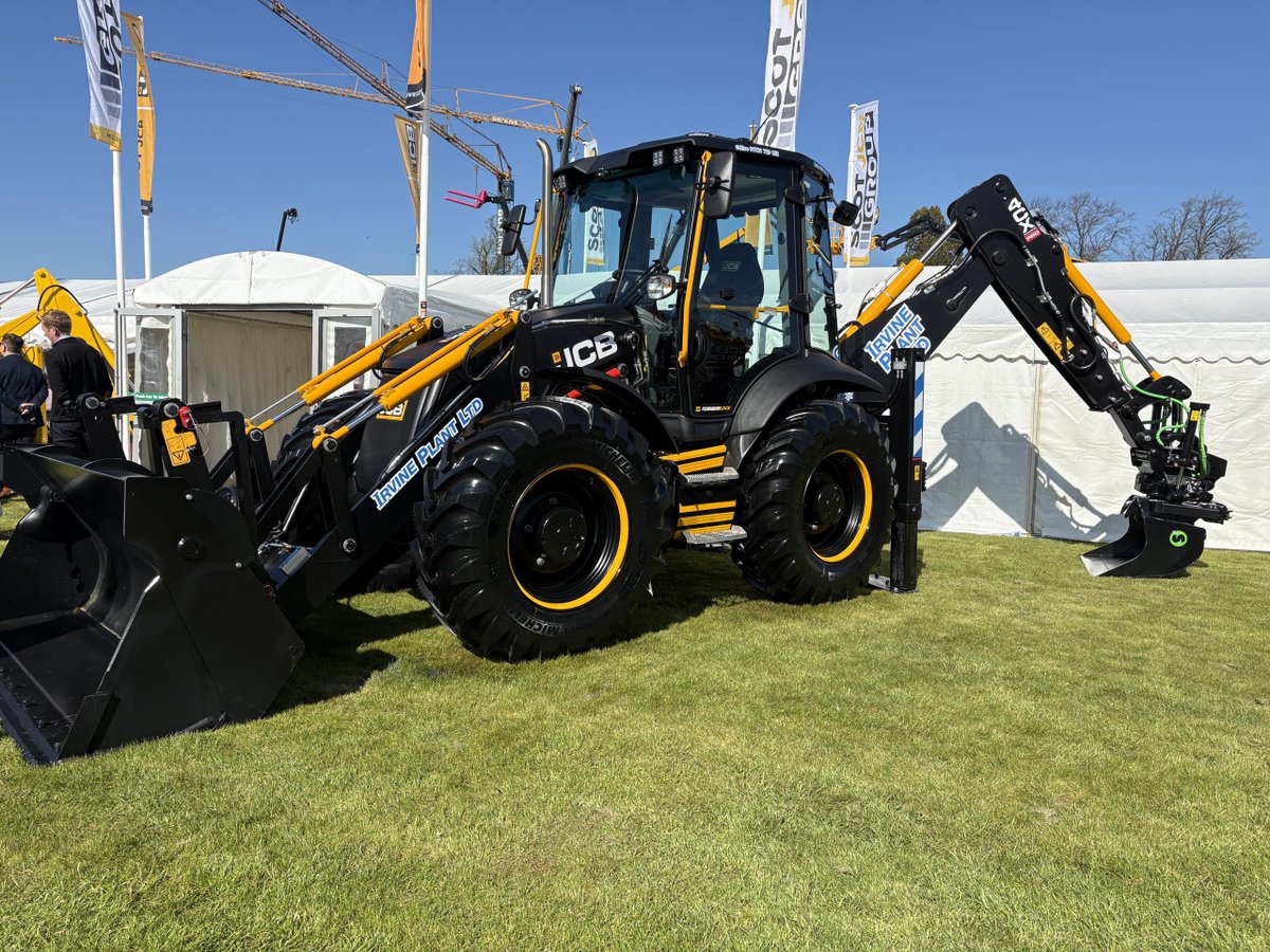 Scot JCB tweet media