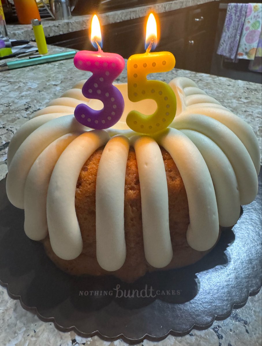 MrsHensonOPS's tweet photo. I had a wonderful birthday a couple days ago. Thankful for friends, family, and another trip around the sun! 🩷🌸🙂 https://t.co/IN48Zmcayo