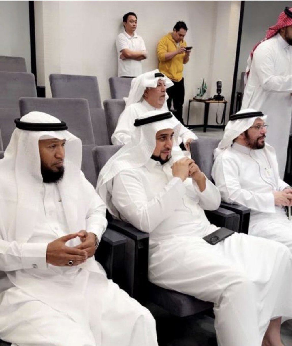 fayd_org's tweet photo. استضافة اليوم غرفة الأحساء اللقاء التعريفي بالجمعية للنظار والواقفين وقد قدم اللقاء الشيخ صالح المرشد وبحضور رئيس الجمعية الأستاذ عبدالمحسن البداح ومجموعة من النظار والواقفين والمهتمين بالقطاع الوقفي https://t.co/BQquyedgZ0