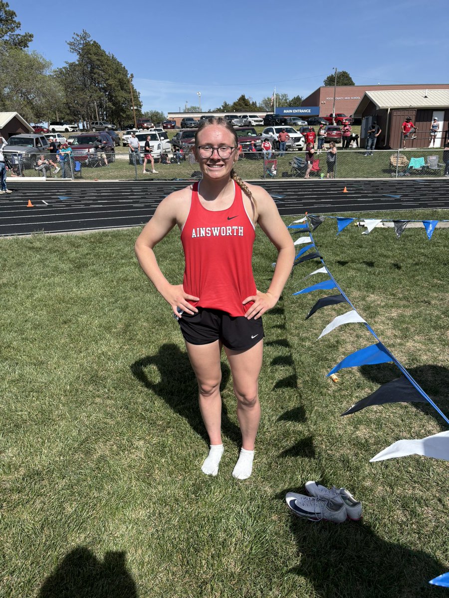 CoachJakeNelso1's tweet photo. Gracyn just qualified for state in her third event with three district gold medals!
@go_ahsbulldogs https://t.co/xLM5eYFtuH