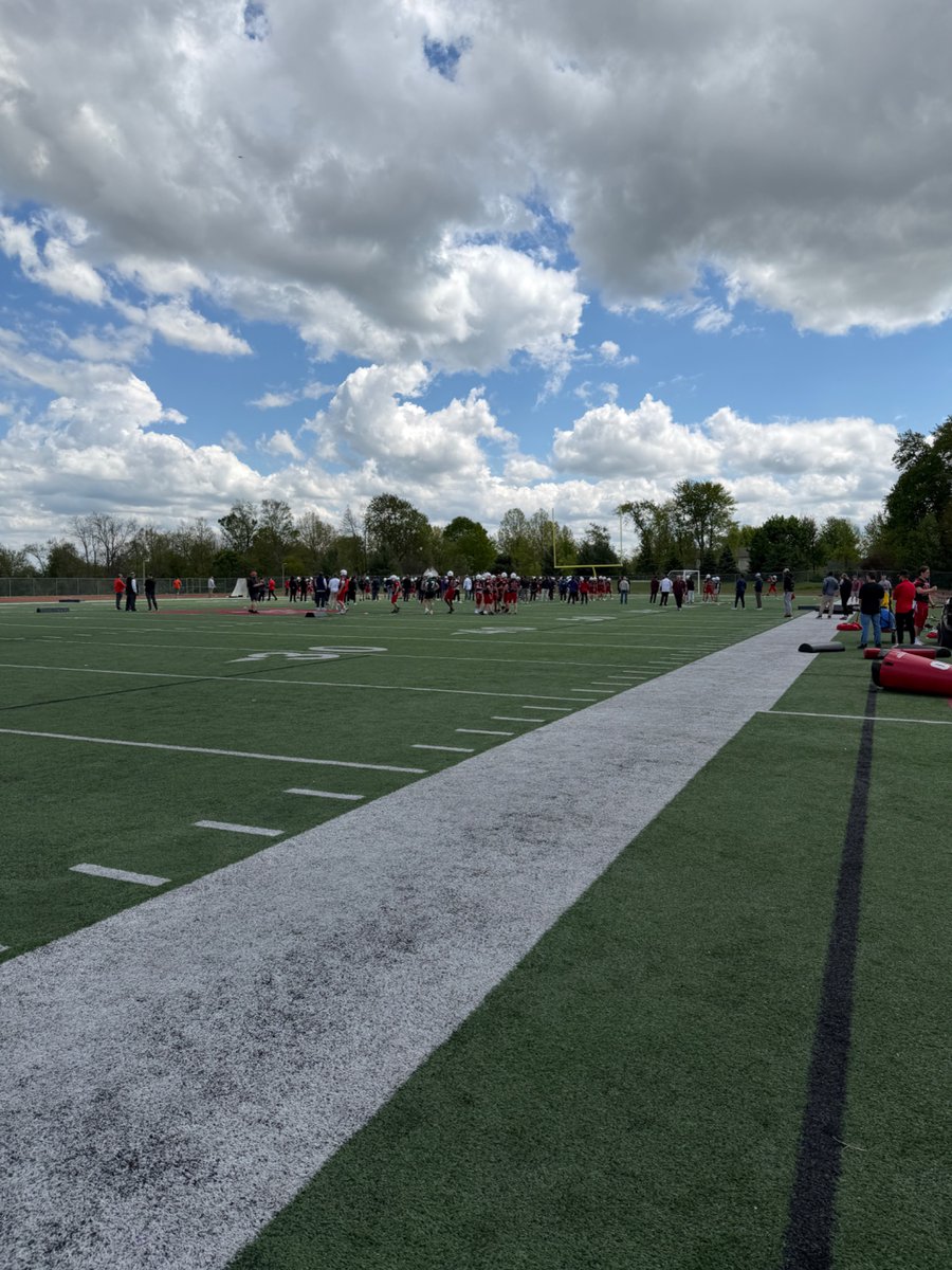 mickdwalker's tweet photo. 📍- Wadsworth High School

Always fun to see the top signal-callers in Ohio. 2028 three-star @BrysenHall is certainly one of them.

https://t.co/ed7713Uz08 https://t.co/vkGaikfi2A