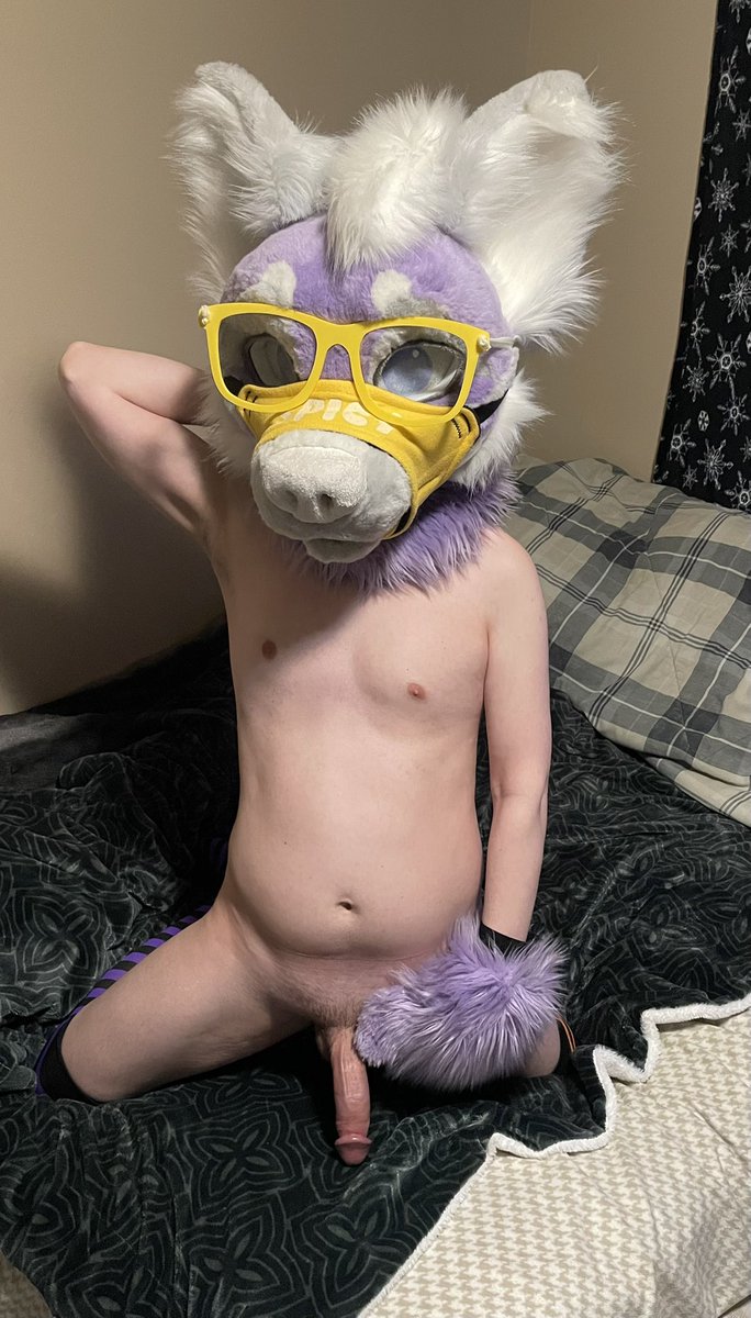 LavenderK9Aw00's tweet photo. There less stripes~ https://t.co/Jl1POTLc7J