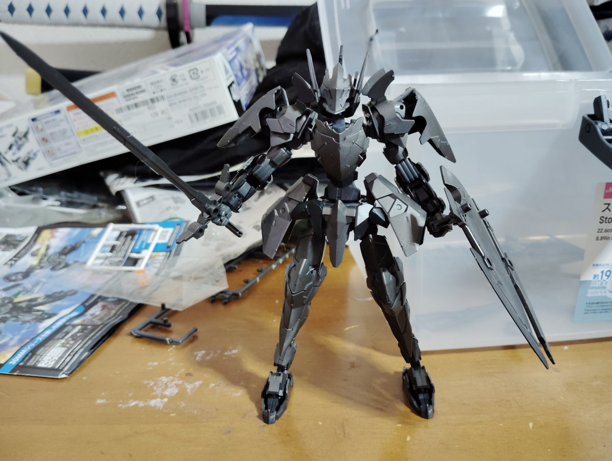 DukeGodspeed's tweet photo. #30MM 

鹵獲されたスピナティオ ブラックナイトクライスラー隊仕様

関節はクラウドとデュークの趣味でグレーに置き換わっている https://t.co/bZVhnUZgAD