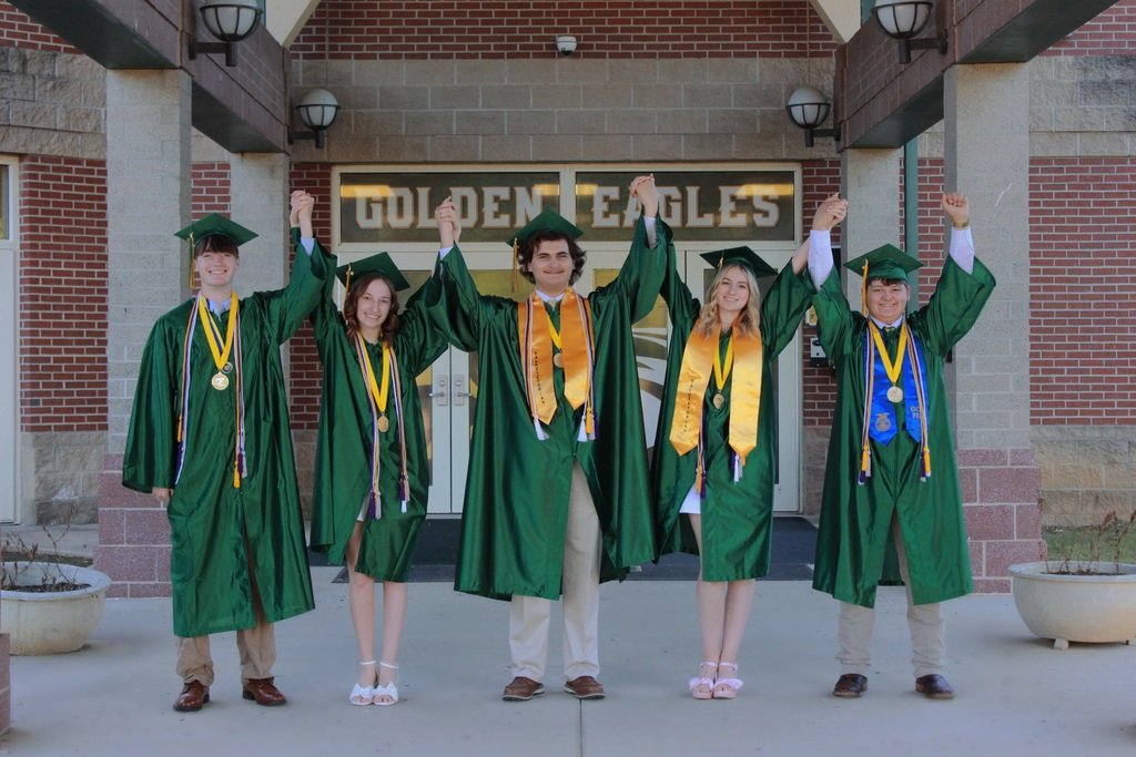 GCT_hsPrincipal's tweet photo. Congratulations to the Top 5 GCT Seniors in the  Class of 2026!
Hayden Stokes,  Lillian Martin, Lyndlee Martin, Cooper Clayton, and Isaac Baine https://t.co/pt0wKTmmyn
