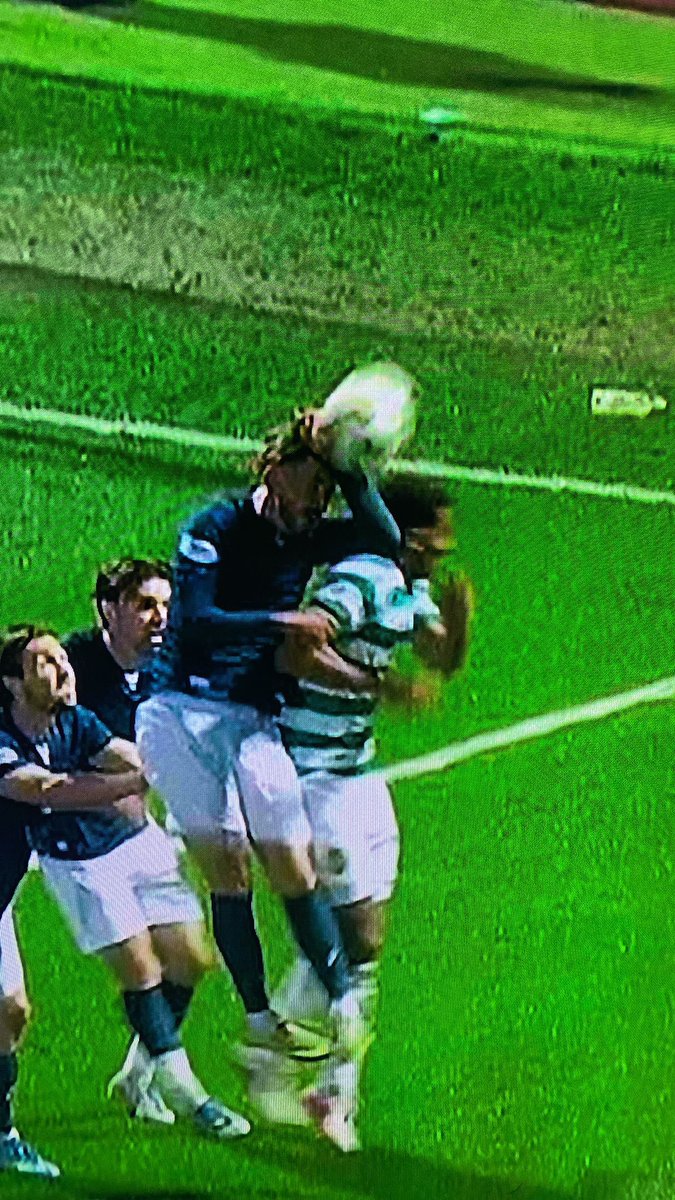 _BEN_FORMAN_'s tweet photo. @The_Thirty_ Handball in the box = Penalty https://t.co/EBI6Wb2mEN
