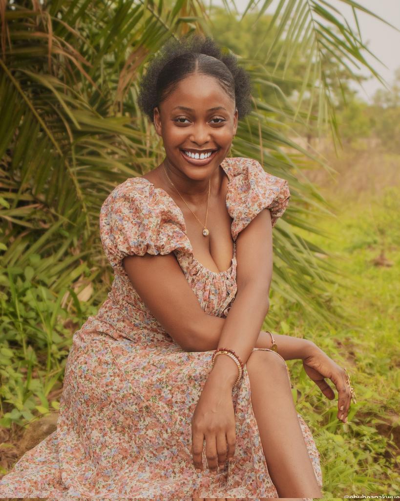 EbubeAnakwue's tweet photo. Expression &amp; Being ✨📸 
"Expression is the voice of the soul refusing to remain hidden because you were not created to copy the world but to express something only you can bring into it"                 
#explore #may #photography #nature #naturalsetting https://t.co/dnEkmLy50b