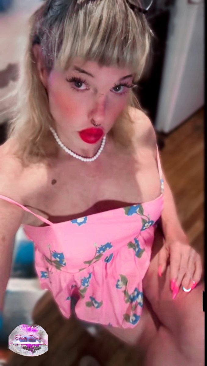 Danalatex_'s tweet photo. #pink #Feminization #trans #girl #RedLips #RedLipstick #Blonde #excited #Happy #Wednesday #fypシ゚. #TransOnX #SUb #selfie #Nyc #KINKY https://t.co/ImS1N4ew8K