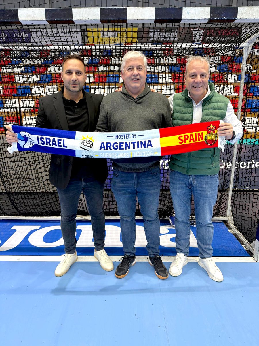 RFEBalonmano tweet media