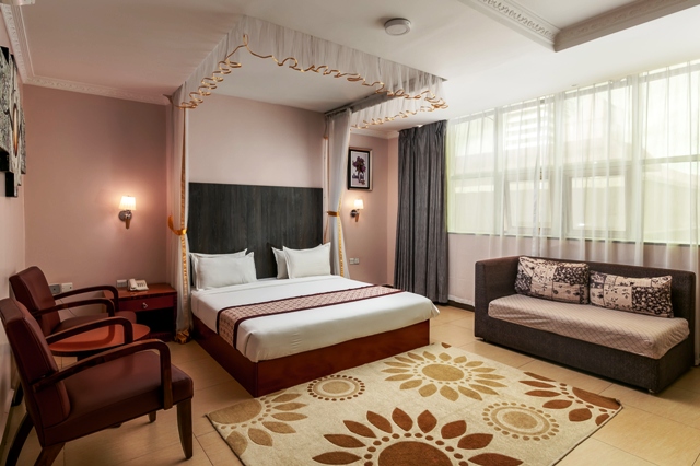 HBTRussellHotel's tweet photo. Experience the perfect blend of comfort &amp; mid - luxury in the heart of the #VisitKampala City!!

Our Executive Rooms offer a serene stay-cation with stunning #VisitKampala views, bringing City Experience right to your hotel room doorstep. 

https://t.co/8AQjQwR9DT
#CityHotels https://t.co/KPCM1YROtK