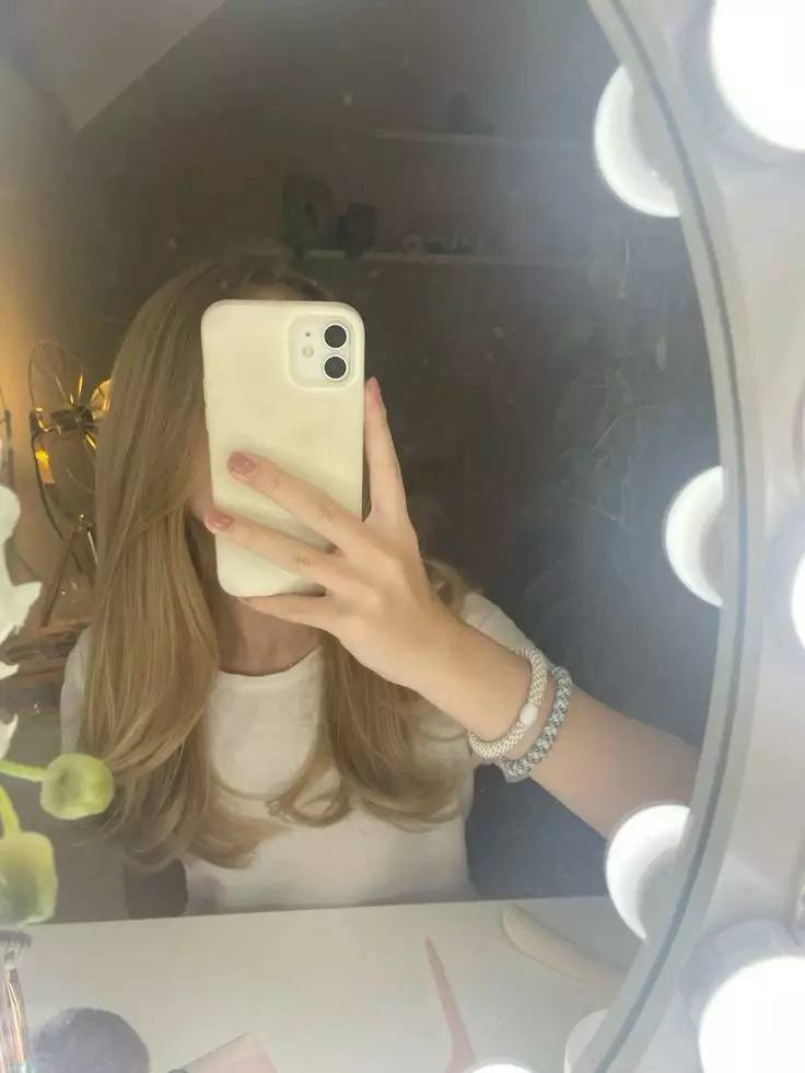 Alicee tweet media
