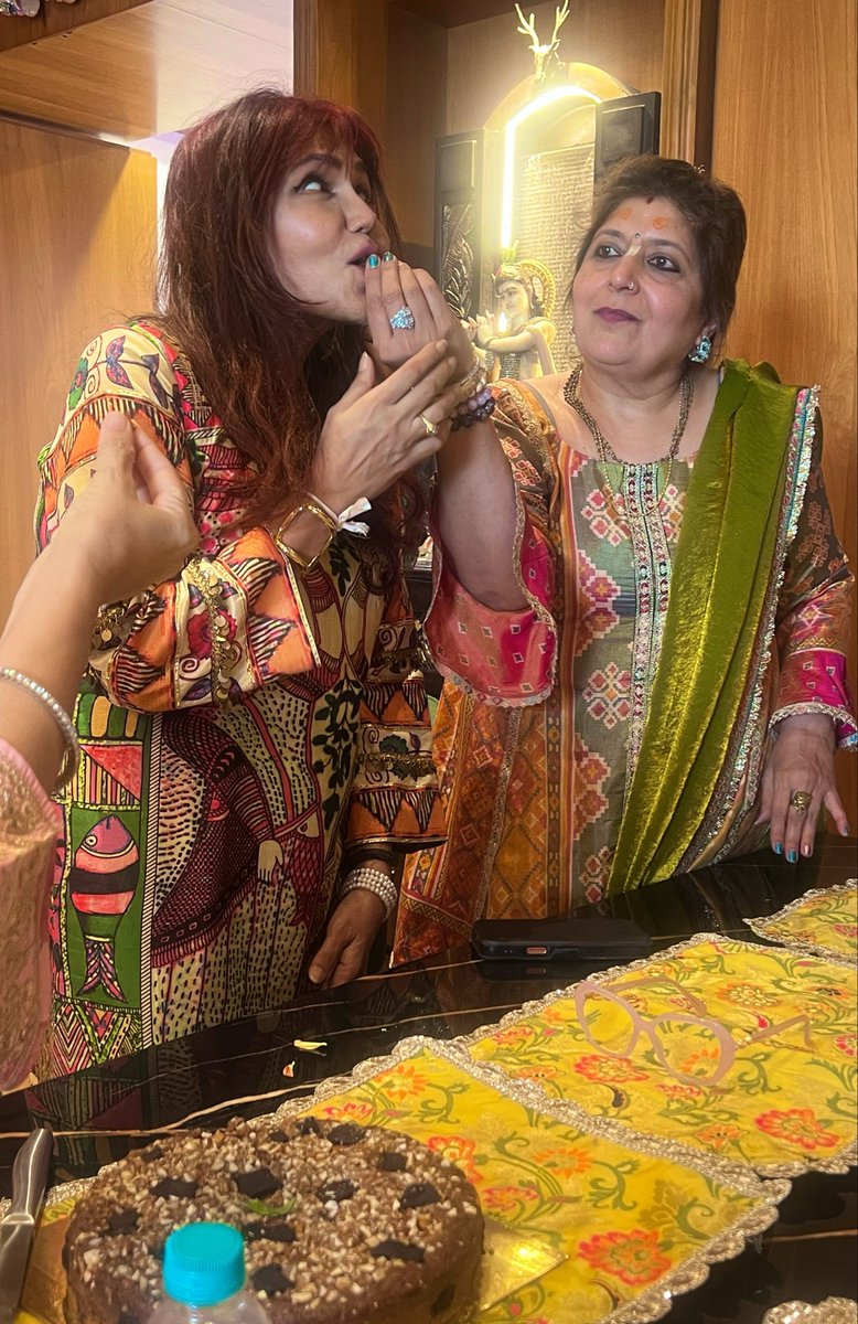 Nisha JamVwal tweet media