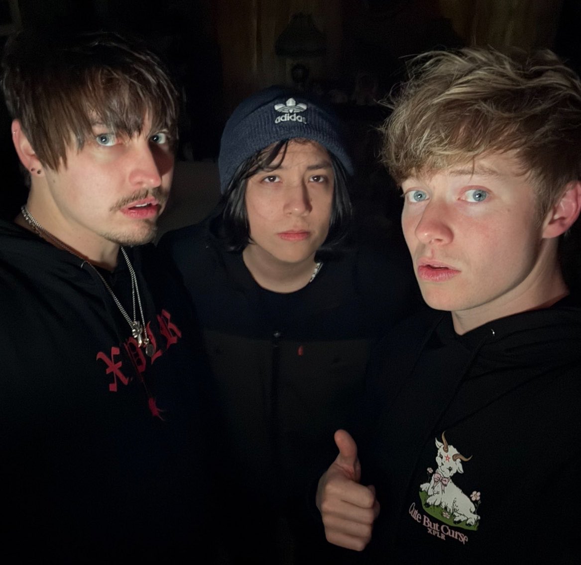 usermindurbuss1's tweet photo. if you listen closely you can hear my 14 year old and my now year old self SCREAMING https://t.co/vMCNUNm54A