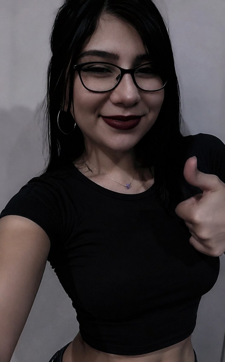𝘁𝗲𝗮𝗰𝗵𝗲𝗿 ★ tweet media