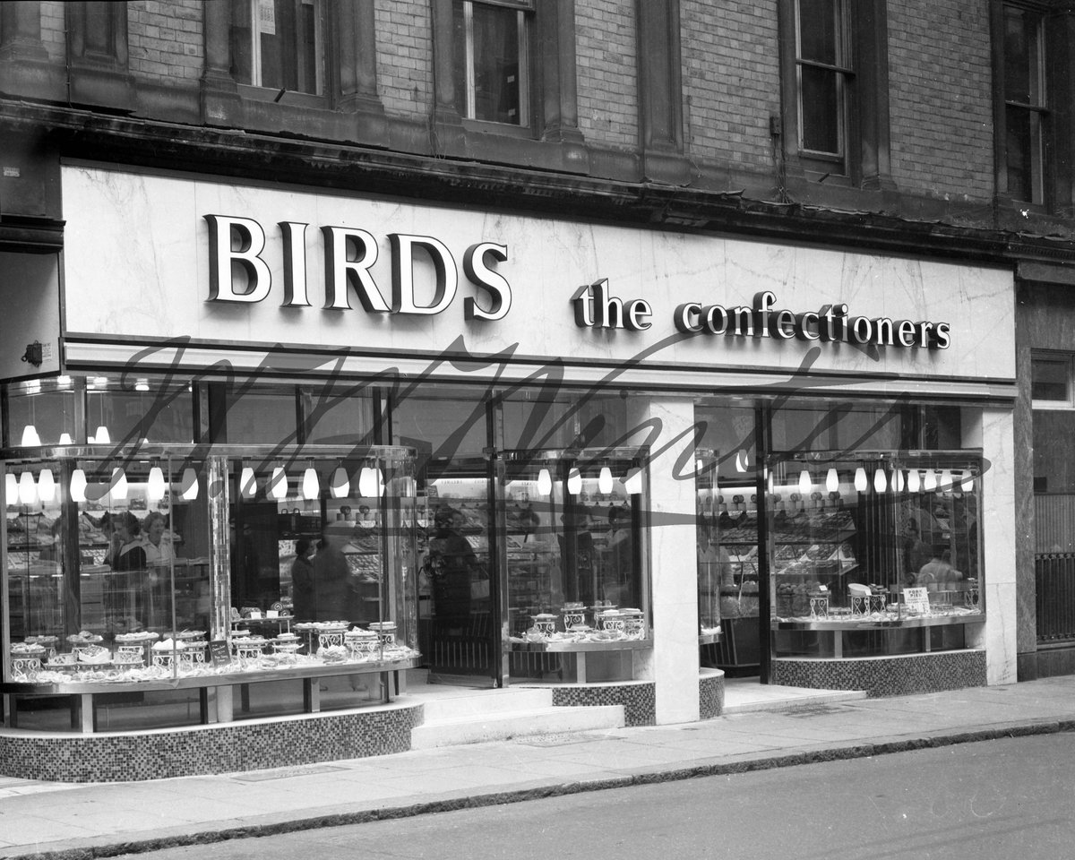 WintersFriends's tweet photo. A well stocked branch of Birds the confectioners.  But we are not sure where this branch was.  Can you help identify the location. 
#Winters1852 #WWWinterHeritageTrust #WWWinterLtd #ShopFront https://t.co/WmhrXdayJ2