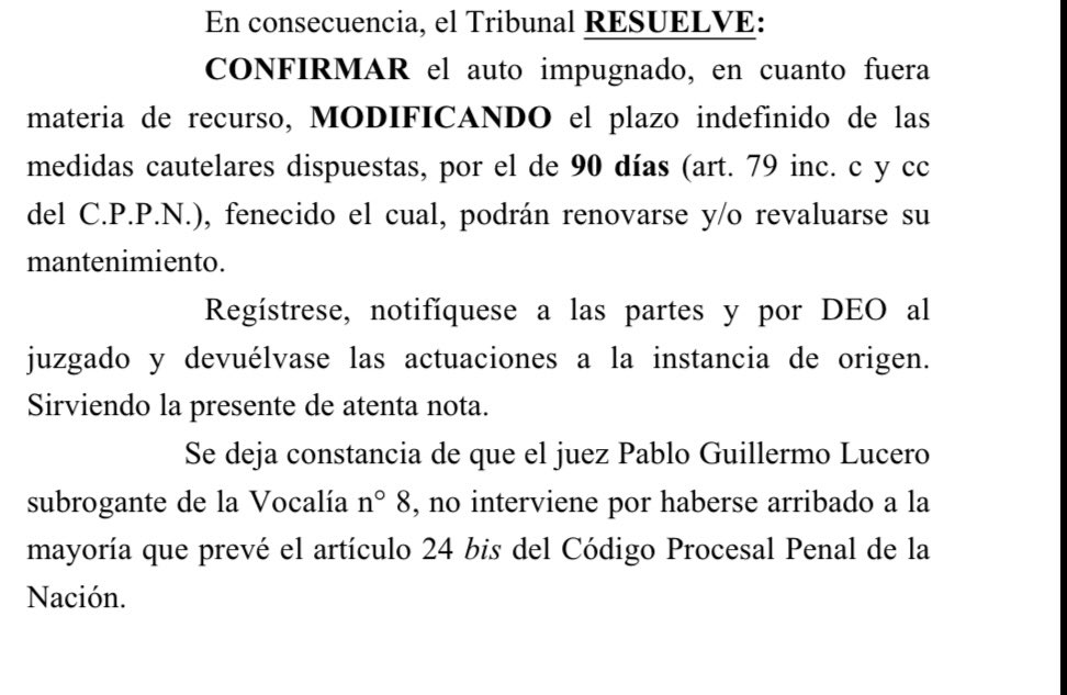 Gregoriodalbon's tweet photo. Decían “censura”.
La Justicia dijo otra cosa: hostigamiento, contacto indebido y afectación del ámbito personal y familiar.

Por eso las medidas cautelares fueron confirmadas por la Cámara.

La libertad de expresión sigue intacta.
Lo que se terminó fue la impunidad de hacer cualquier cosa en nombre de ella.

Las resoluciones hablan solas.