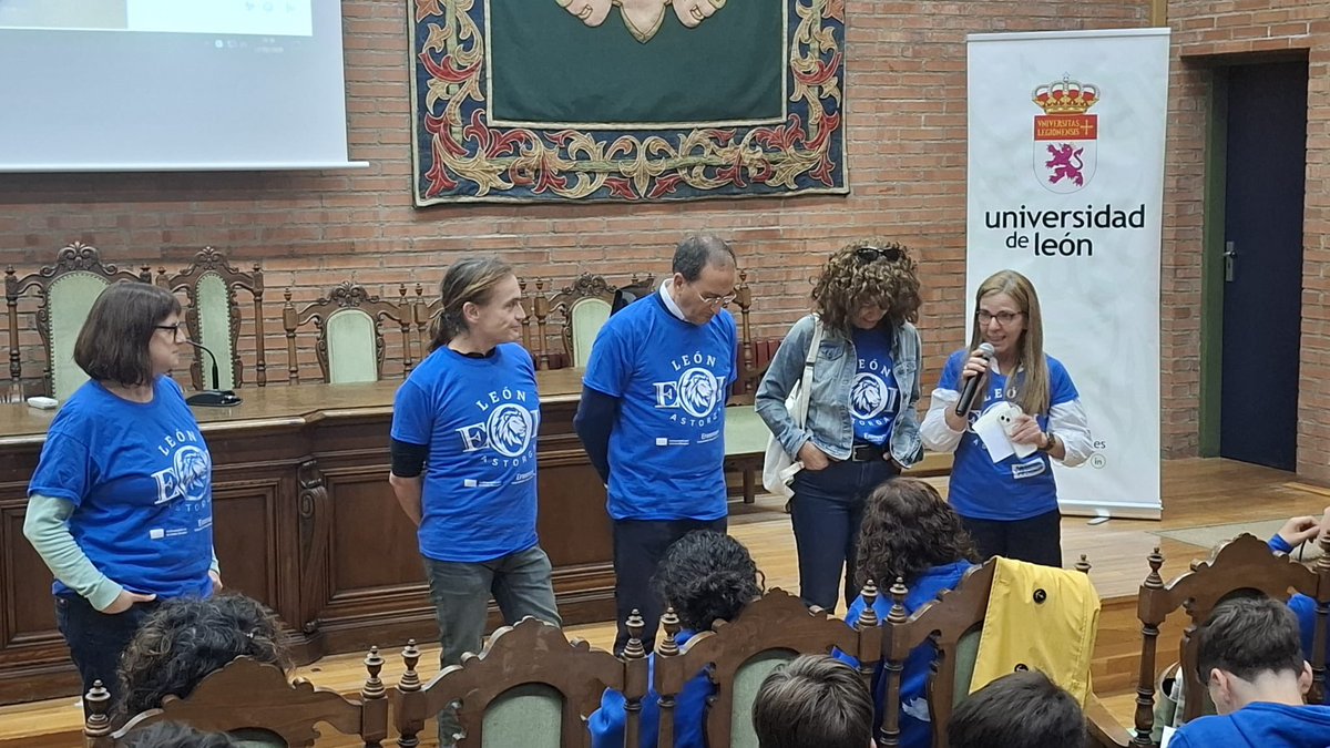 eoi_leon's tweet photo. II MESA REDONDA «TRAS LA PISTA ERASMUS: UNA EXPERIENCIA QUE CAMBIA LA VIDA”.  #eoi_leon #iespadreisla #ieserasderenueva #iesopola #fgulem #unileon #colegiosanclaudio #sepie_gob #erasmus #internacionalizacion @sepie_gob https://t.co/B2X6TjUz5J