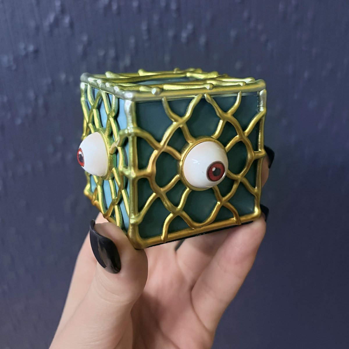 rirumastor's tweet photo. The box and the rings that came with it are also incredible... I really want to finish my work and do a cosplay photo set with them😭 https://t.co/uDlfAxe8K4