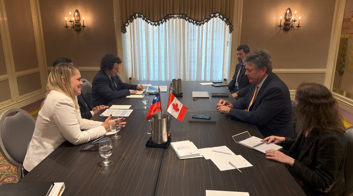 nbalmacedaj's tweet photo. Canadá es el principal inversionista extranjero en infraestructura en Chile. Por eso, representar al @mop_chile en el #ChileDay de Toronto fue una gran oportunidad para fortalecer vínculos y mostrar el potencial de nuestro país. Ese es el compromiso del Pdte. @joseantoniokast https://t.co/GO5ISJuM4J