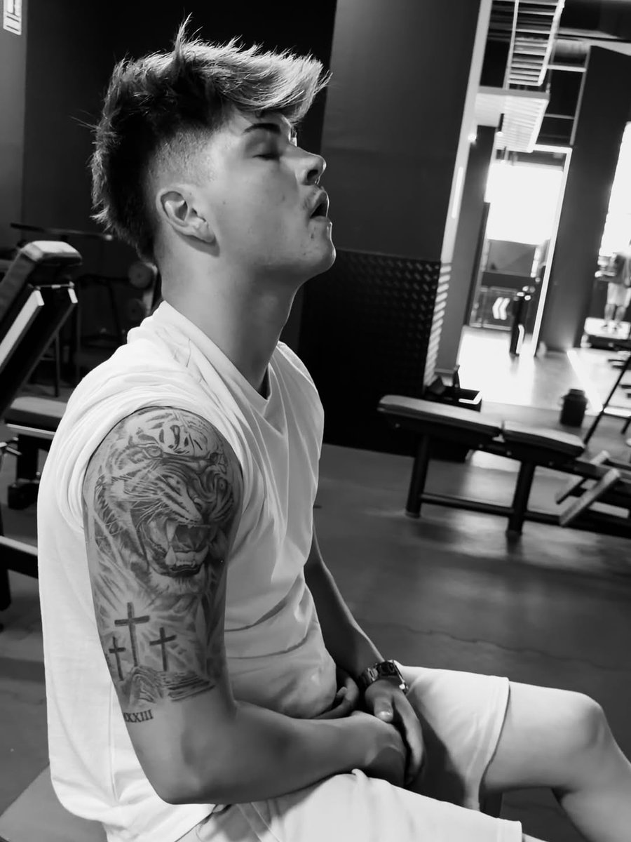 maxsanchez31official tweet media