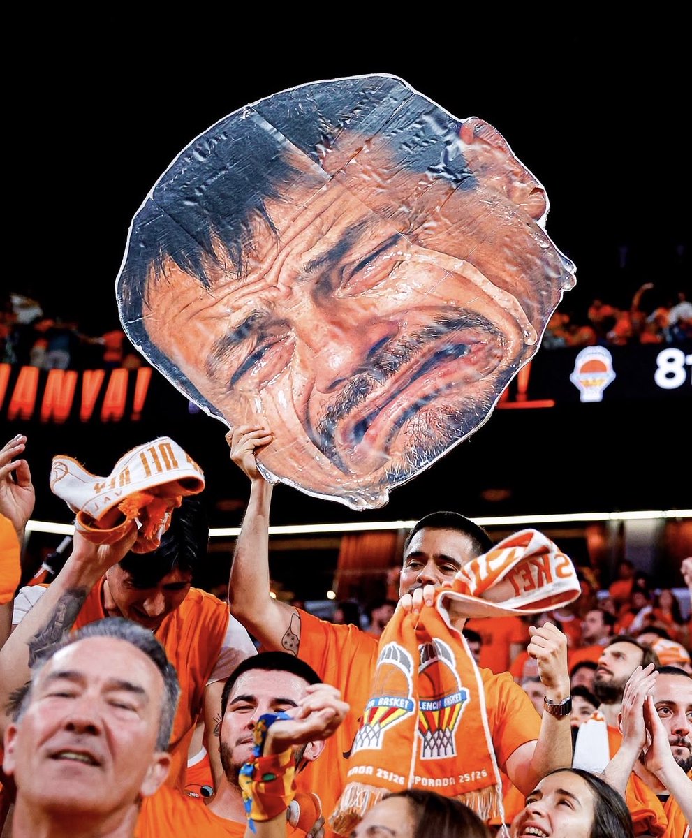 nocontextVCF's tweet photo. @Paobcgr @pulpista @valenciabasket CRYYYYYYYY 😭😭😭😭😭 https://t.co/1kdfhZyMM9