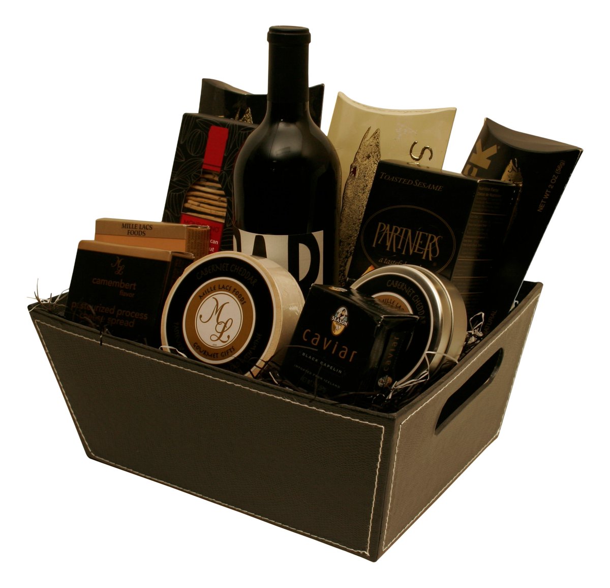 WaldImports's tweet photo. This 10" black decorative tray gives your displays a polished, upscale look with its embossed leather-style finish and white stitching detail. https://t.co/qRdJAdcneM