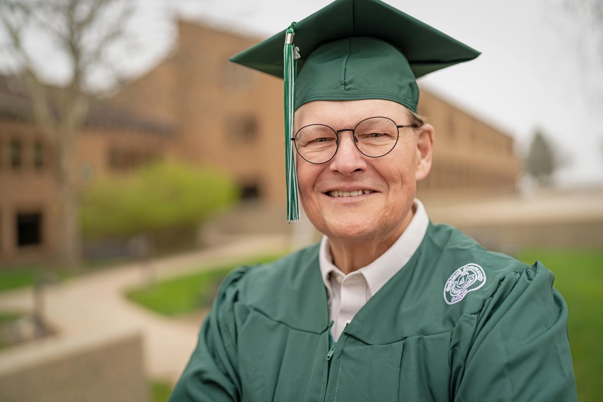 OCCollege's tweet photo. "At this stage, I'm not chasing credentials, I'm learning because I enjoy it."

That's Donald Fenton, who will walk across the stage this Saturday at the age of 68!

🎓 Read more: https://t.co/DJMVHTGLY1 https://t.co/QABfmztN7F
