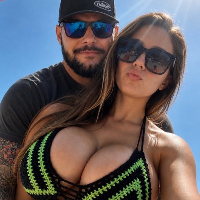 Your_SideGuy's tweet photo. #NewProfilePic https://t.co/9XXfgMJw0i
