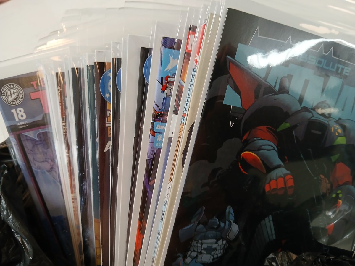 Today was one of those rare days where I got to pick up my comics