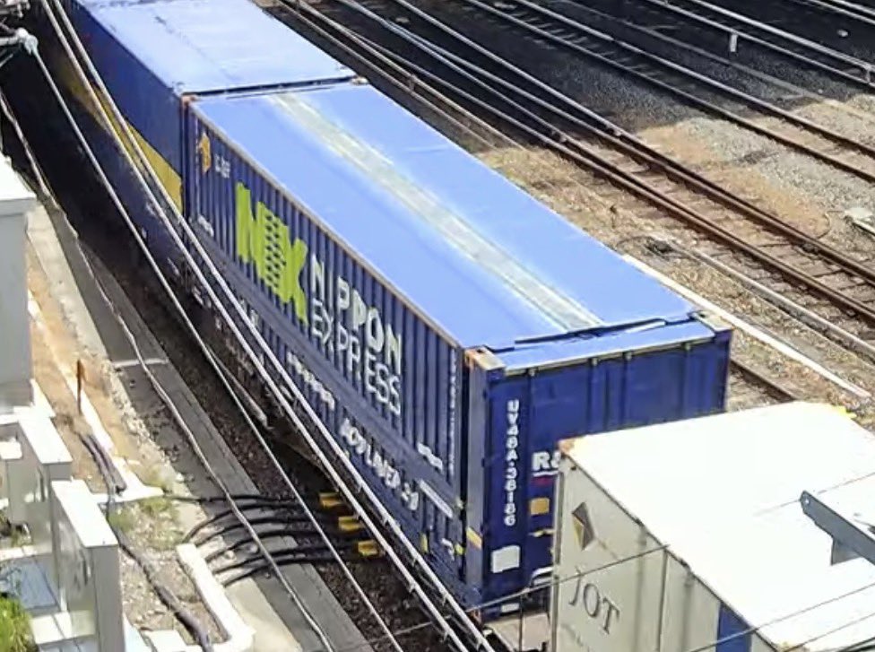 1072レ 11:52京都通過 紺エコUV48A-38186 西濃運輸U54A-38000 NRS過