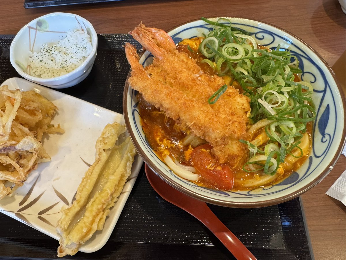 yutagameac's tweet photo. どうも！トマたまを食べろ会会長です！
トマたまを食べろ！
#トマたまカレーうどん #丸亀製麺 https://t.co/qDKtTmkLkD