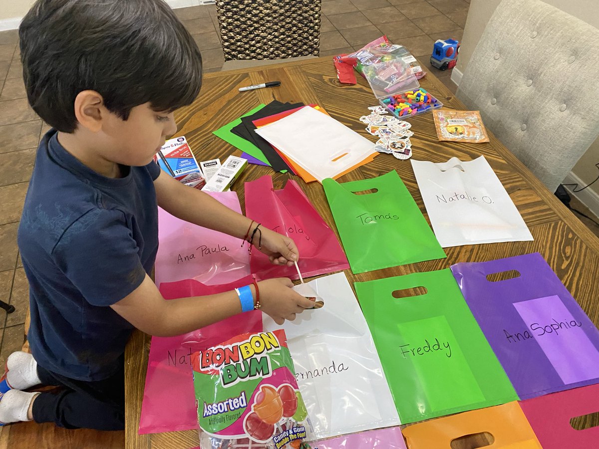 ProfeQuintero's tweet photo. Wishing everyone a successful and peaceful AP exam ! Goodie bags with essentials ready for my students 🥳 
@katyisd @JhsWarriors https://t.co/aYPiXniDNh
