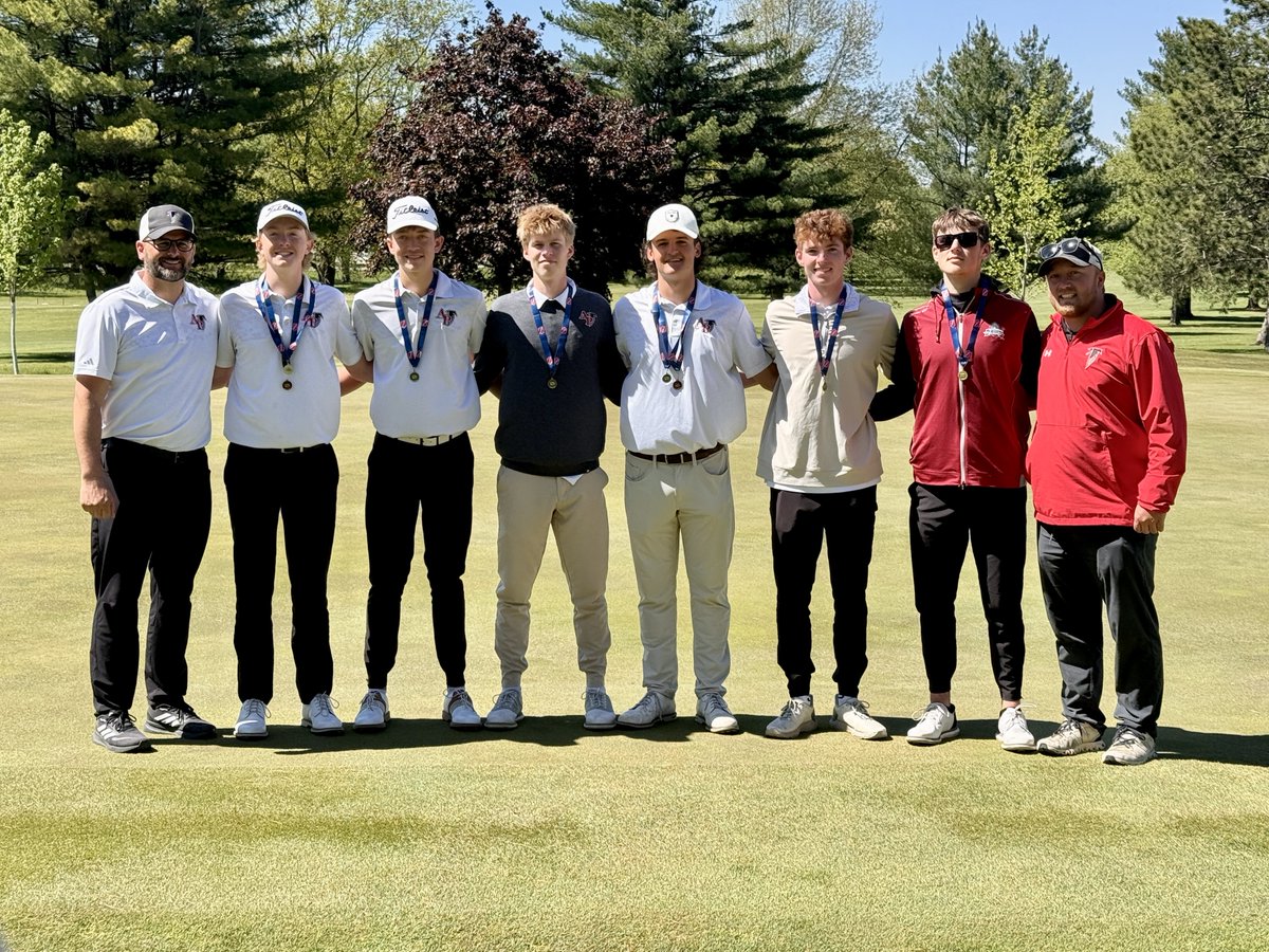 APFalcons's tweet photo. Congratulations to the AP Boys Golf team on winning the Sectional Championship! ⛳🏆

Pictured left to right: Coach Klay Hoppenworth, Cormick Steege, Nate Peters, Rylan Ascher, Benny Waller, Brandon Hartbarger, Jaxson Kleespies, and Coach Connor Neuroth. https://t.co/RinyXLdsn5