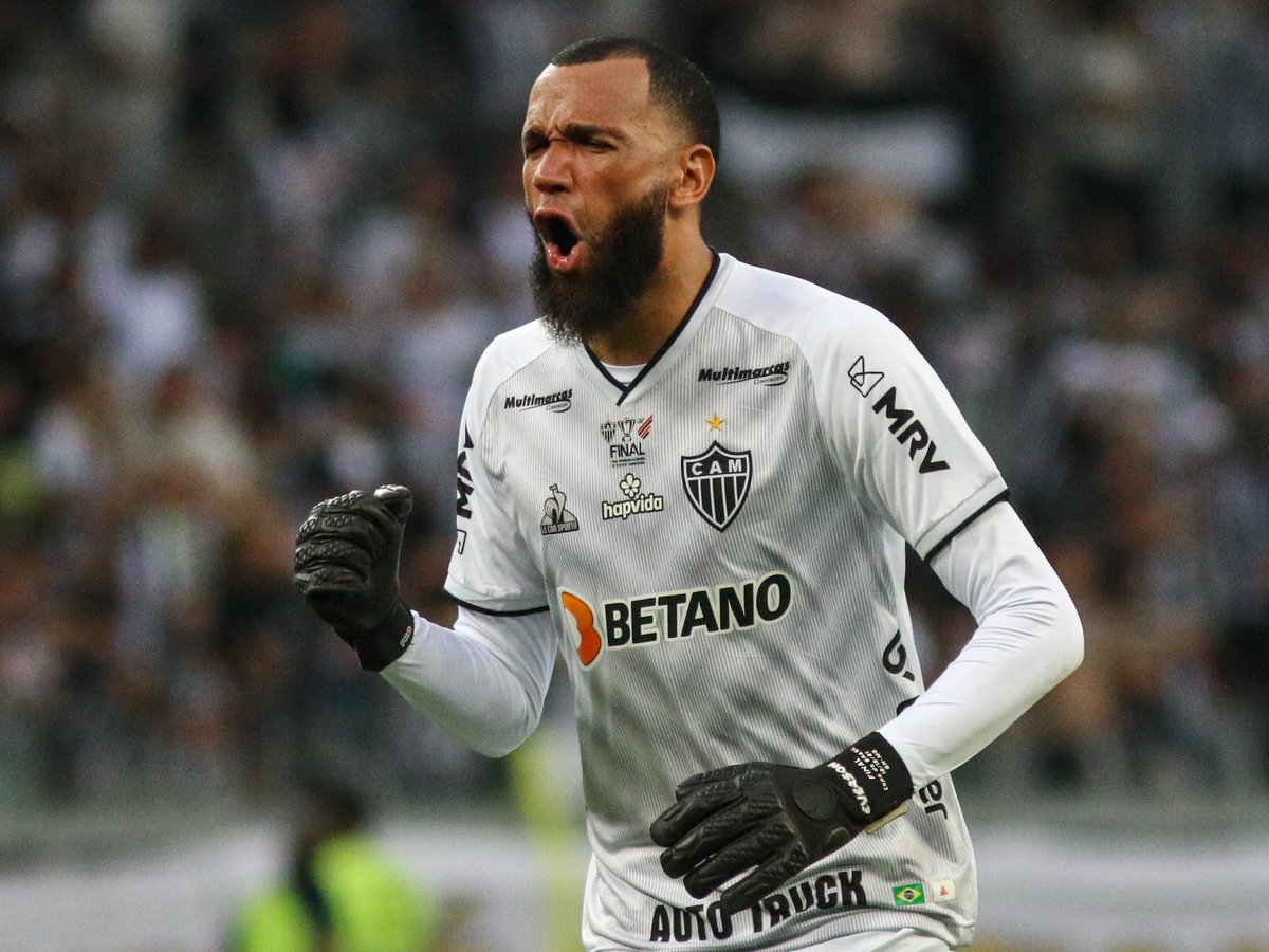 galaumdoido's tweet photo. E mais uma vez o MAIOR ÍDOLO DA GERAÇÃO decide pra gente!!

E há quem critique!! Obrigado mais uma vez Éverson! Eu só confio em vc nesse elenco! https://t.co/oaXp1izy7m