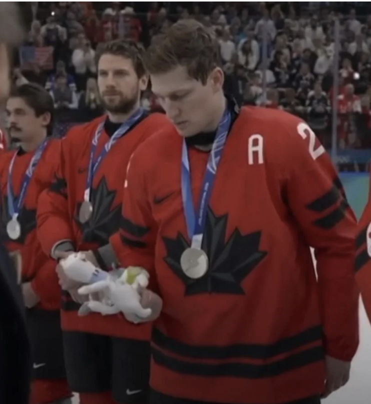 wyshynski's tweet photo. Nathan MacKinnon staring at that net behind Wallstedt https://t.co/R74mKMps6h