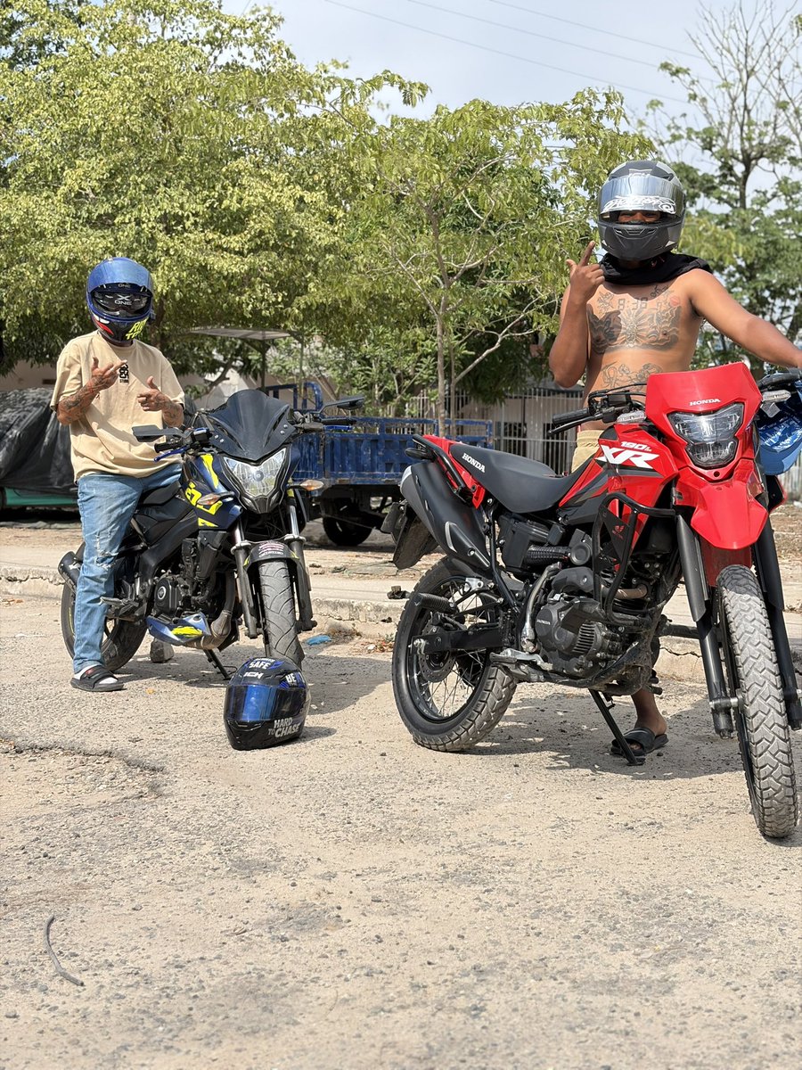 GODDYLAN777's tweet photo. I’m the God of motorcycles who can fuck you if you want with the gang, kneel now!🔥👹

#gang #Findom #cashmaster https://t.co/jJX003vrGG