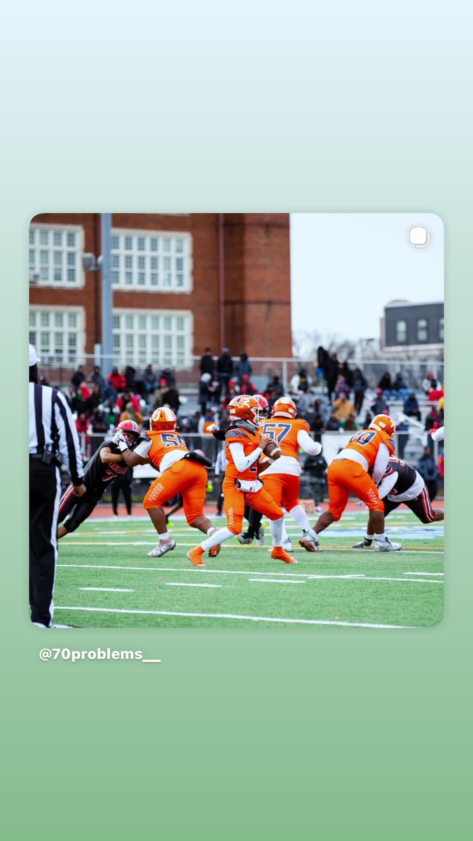 Reginald_CCC's tweet photo. Let’s go O-Line 💪🏾 #70 #senioryearloading https://t.co/rAZ8G5rqDc