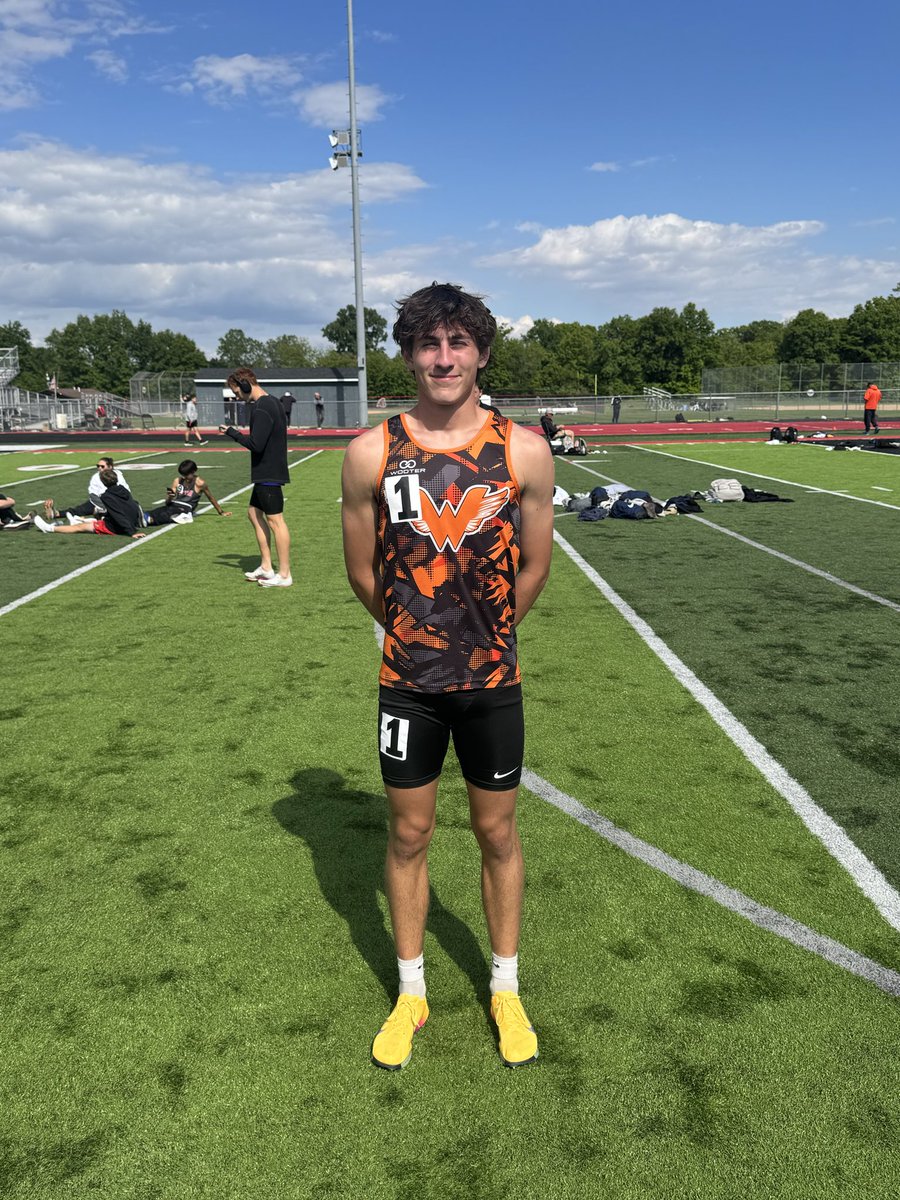 FlickJacob's tweet photo. Another meet record broken tonight was sophomore Luke Smith’s 800m run with a time of 1:55.52 making him the MVC champion!! https://t.co/rbn62uZvjj