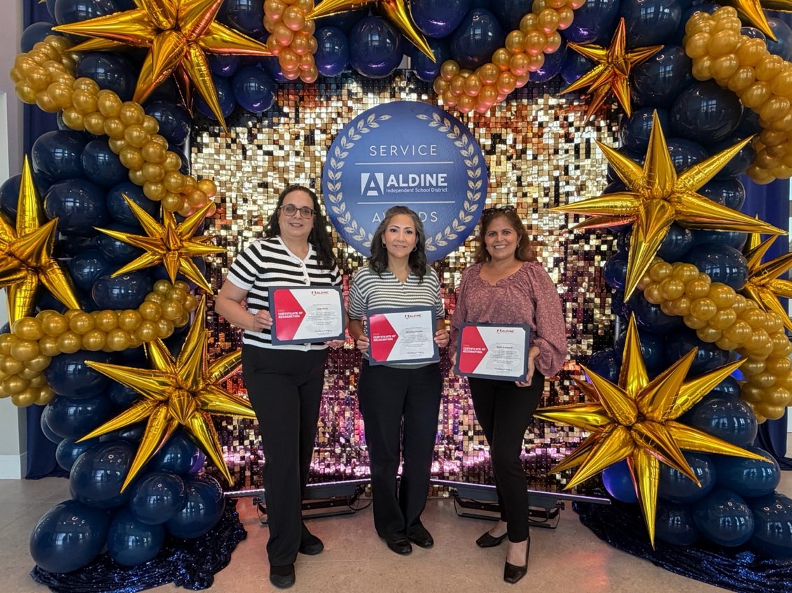 vpsolache's tweet photo. Service Awards Ceremony https://t.co/YmTHrdN3EJ