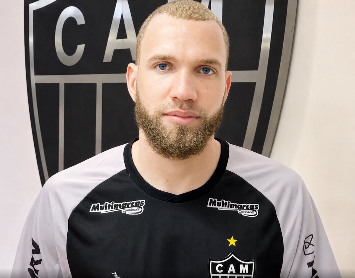 galo em baixa qualidade tweet media