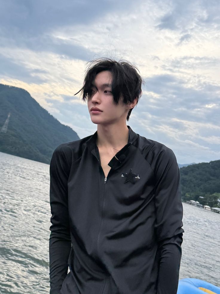 Wonbin. tweet media