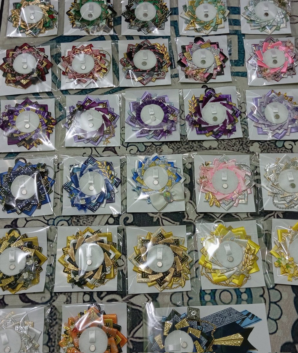 HoshiSeikyou's tweet photo. PYORDOVA bakal standby di booth KUCING GULING [R-16-ab] ✨
Jgn lupa mampir dan borong 😁

#cf22 #cf22catalogue #comifuro22 #rosettebadge #toploaderdeco #comicfrontier https://t.co/QWvwvAoBIY