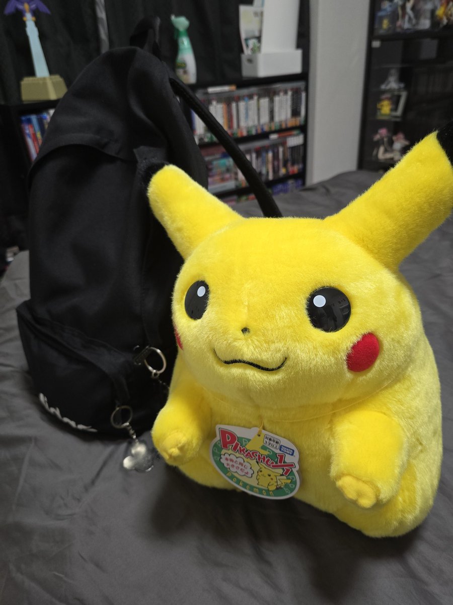 Hedgeyy's tweet photo. @angeliedesu @mecchaJP @catacatacaka @imacheshirekat @daeunnui Keep an eye out on amazon jp, sometimes they have orders up. That's how I finally got mine. https://t.co/wL7tWacHoi