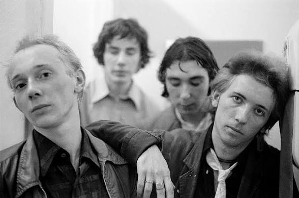 FatOldAnarchist's tweet photo. #BuzzcocksThursday #Buzzcocks
Boredom #punk #masterpiece
https://t.co/ZpW02cNt1f @lee0969
@NatalieAHood
@sineadmcfc
@DrBrookeDaniels
@AuxComtesse
@gunclub_music
@GeorgiosMasman2
@NotoldNOJE
@mal_onelondon
@nikidoog
@deborahvanjohn1
@SkamanD14
@Williamson42729
@JBGBs @mikepunk1977 https://t.co/V1aFTzv45h