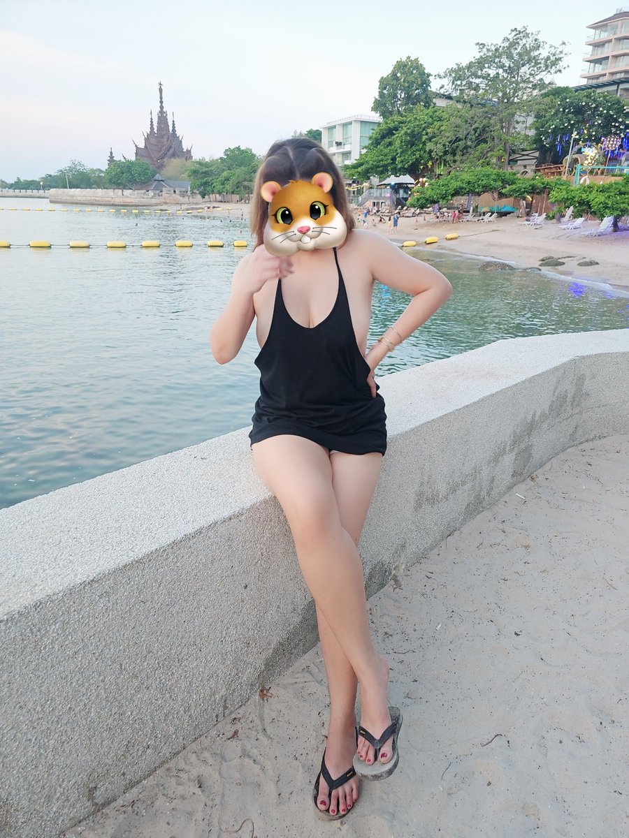 muiimeeme's tweet photo. จะมีอะไร ดีไปกว่า คนที่เราเล็ง ก็เล็งเราอยู่เหมือนกัน…
ไม่ต้องเล็ง มายิงได้เลย!!! 😋😏
#ชอบเที่ยว #ชอบนั่งคุยหามิตรภาพ #คู่แท้ไม่แลก https://t.co/fa0GutP7pU